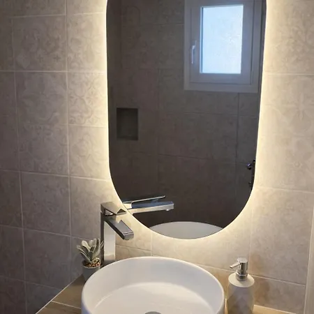 Villa Downtown Skala Retreat Private Pool Prime Location *