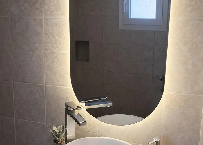 Villa Downtown Skala Retreat Private Pool Prime Location *